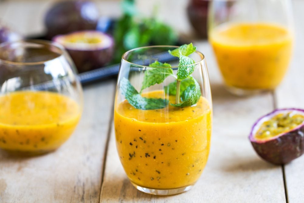 Une recette de smoothie santé aux fruits tropicaux