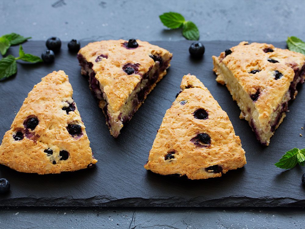 Scones aux bleuets et à l’avoine.