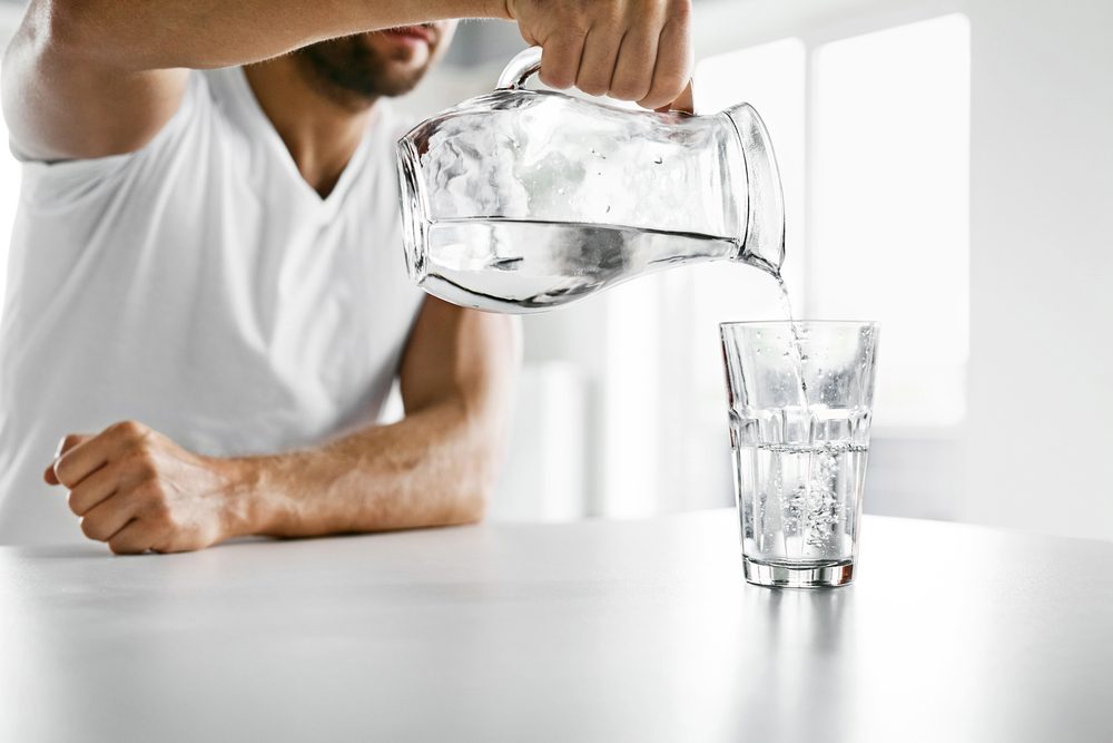Boire plus d'eau vous aidera à avoir une meilleure concentration.