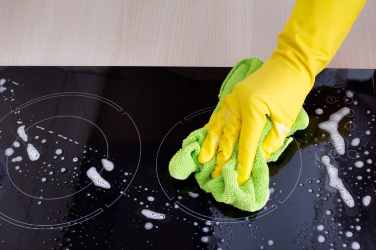 12 produits faits maison pour le nettoyage qui vous feront économiser