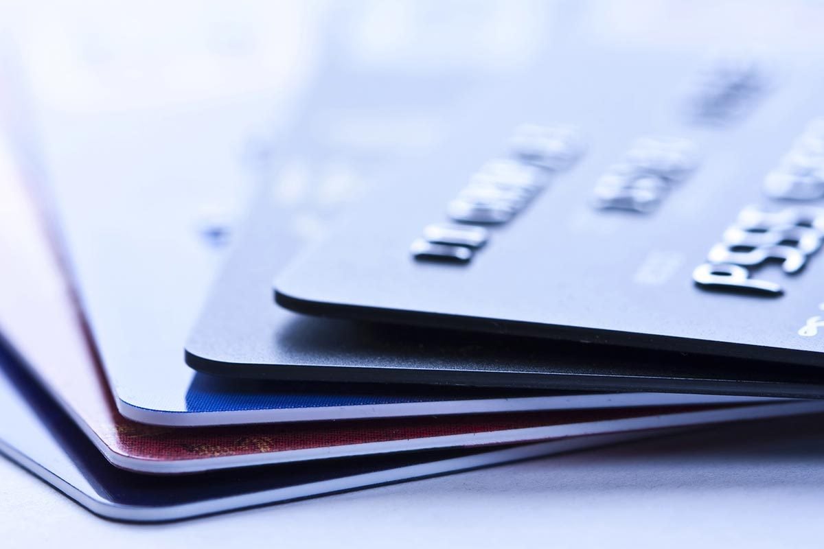 La carte de crédit d'une autre banque peut offrir plus d'avantage.