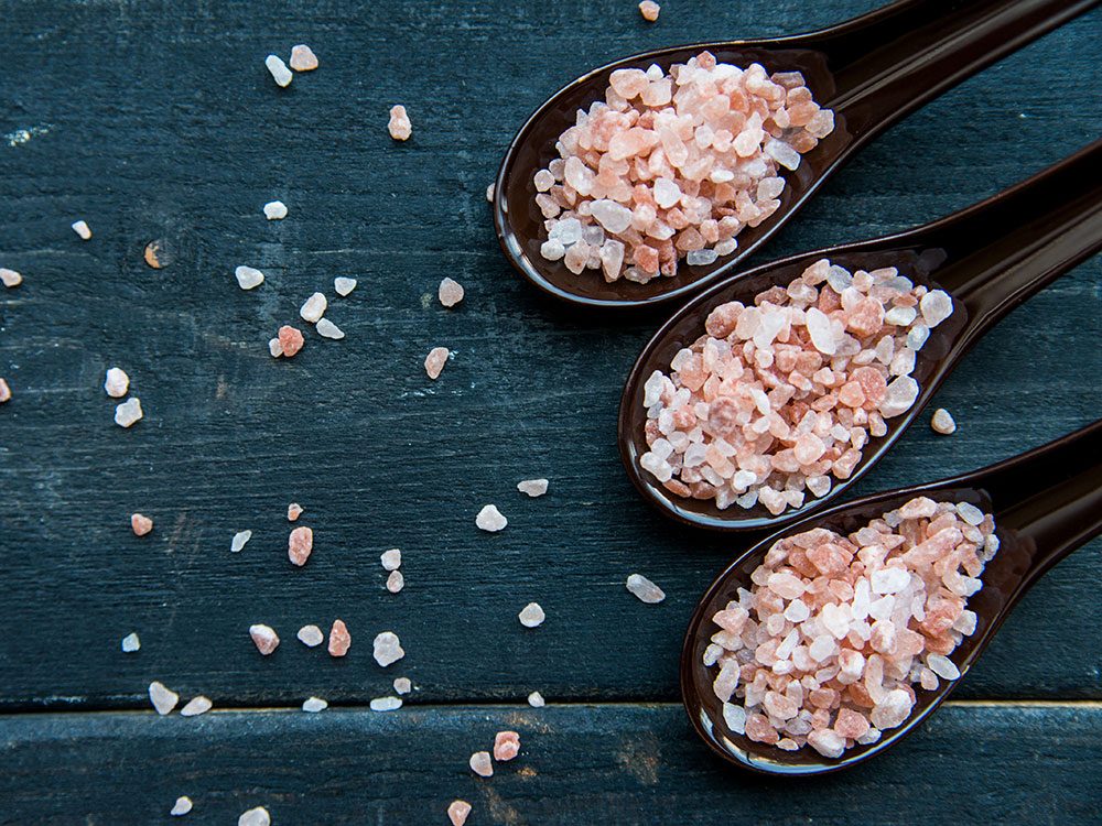 Gros sel : top 10 des meilleures utilisations à la maison !