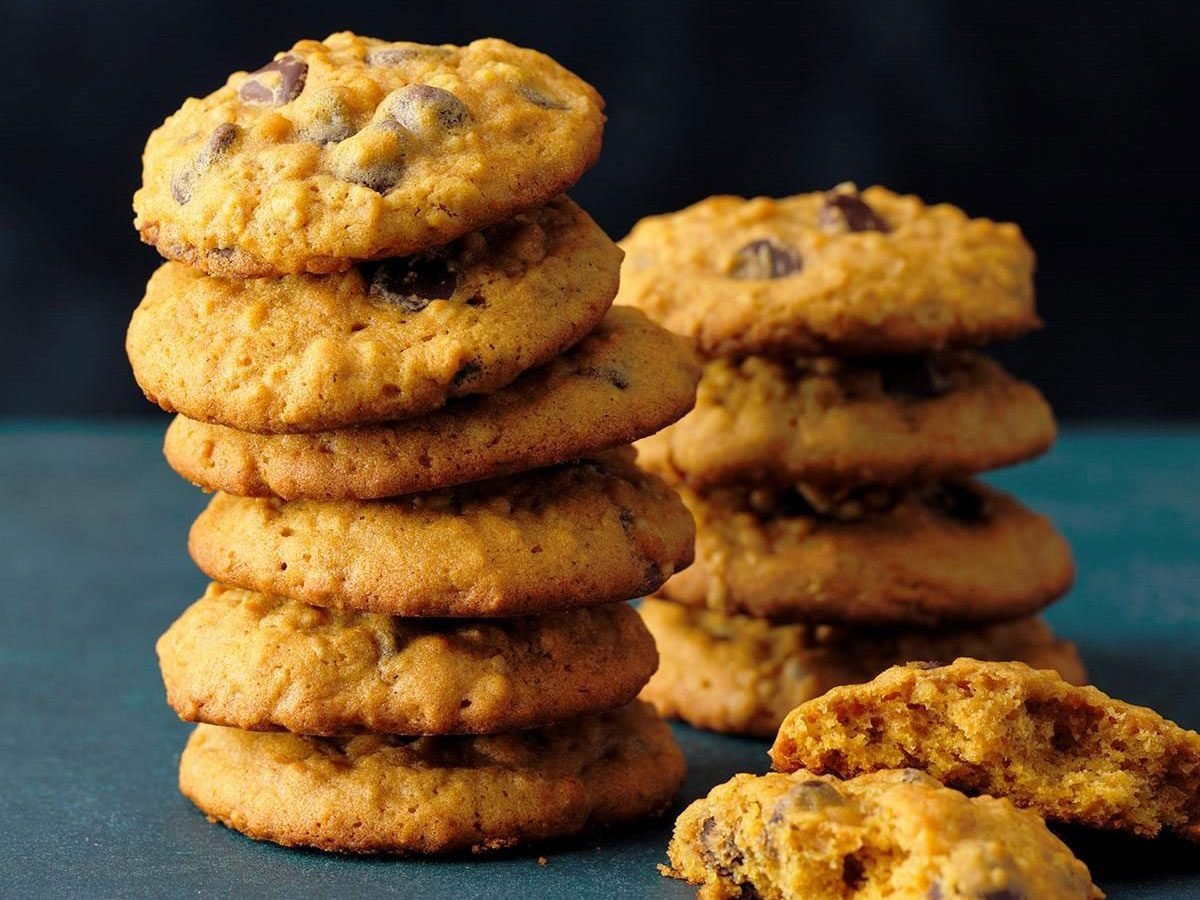 Recette de biscuits à la citrouille et aux brisures de chocolat.