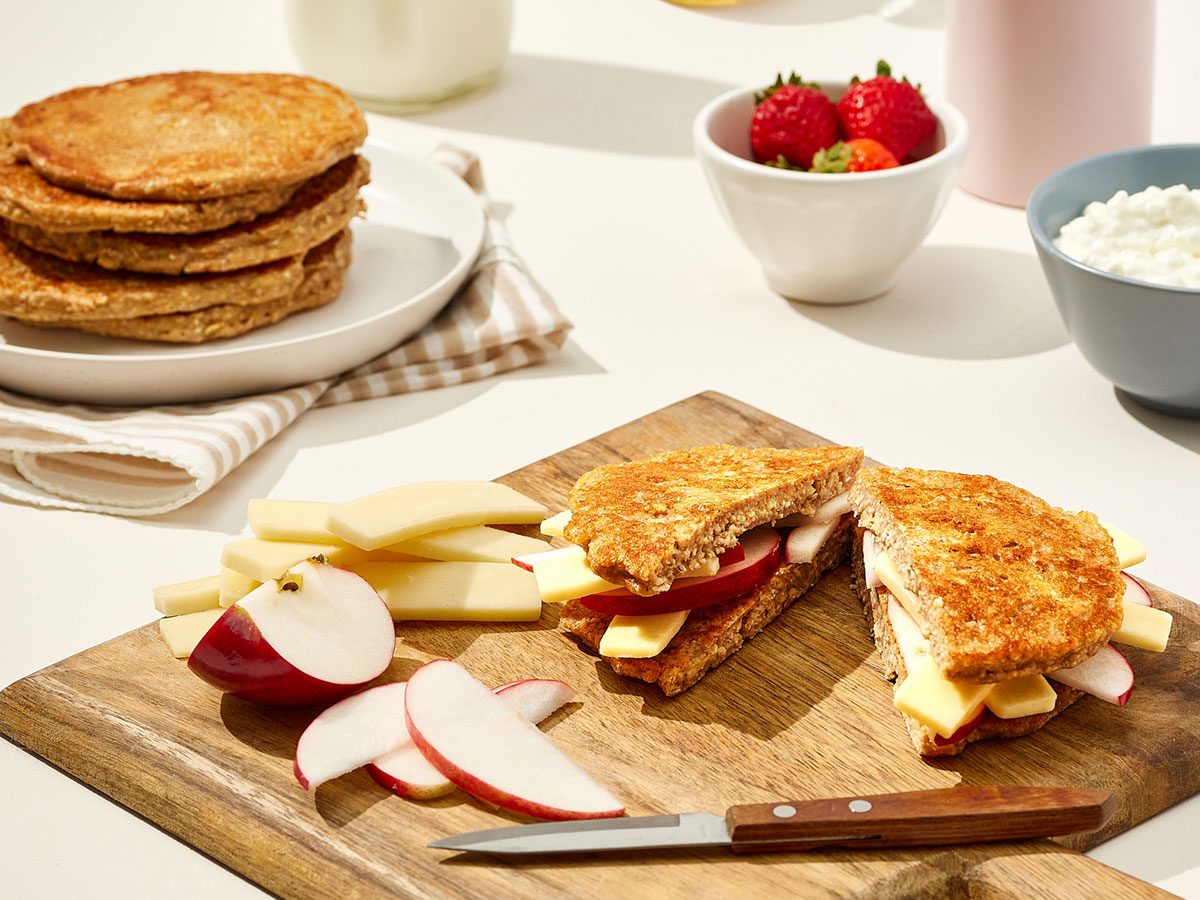 Les diététistes du Canada vous proposent des crêpes protéinées pommes, cannelle et avoine.